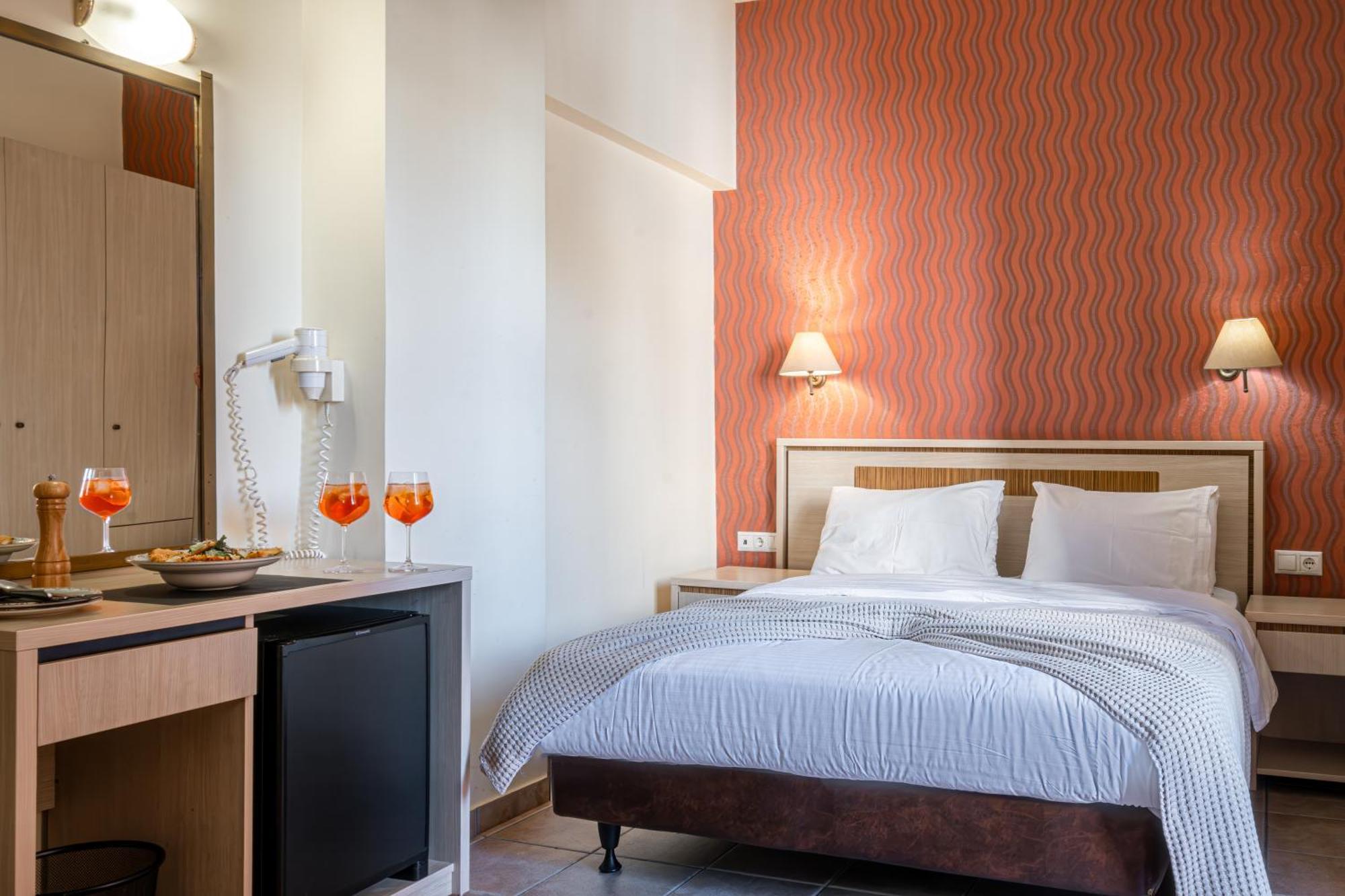 Samos City Hotel Екстериор снимка